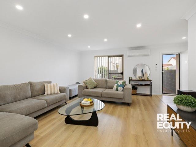 Townhouse for rent in Sydney, New South Wales
