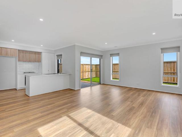 Apartment for rent in Beveridge, Victoria