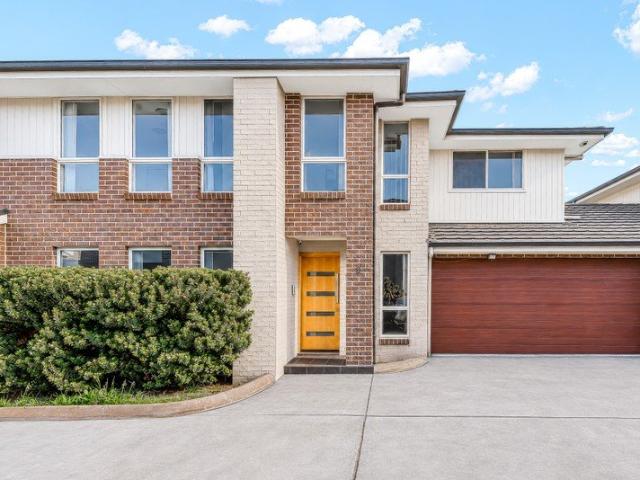 Villa for sale in Sydney, New South Wales