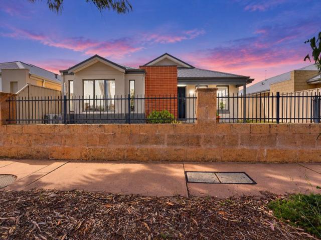 House for sale in Caversham, City of Swan