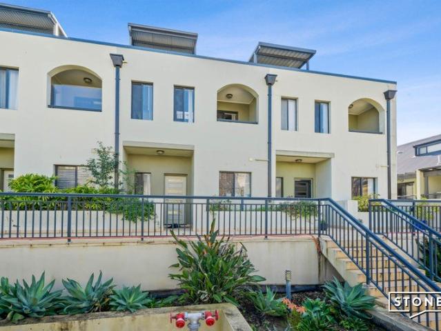 Townhouse for sale in Sydney, New South Wales