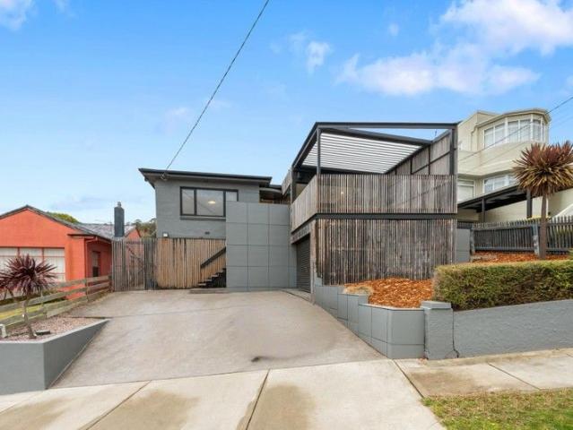 House for sale in Lenah Valley
