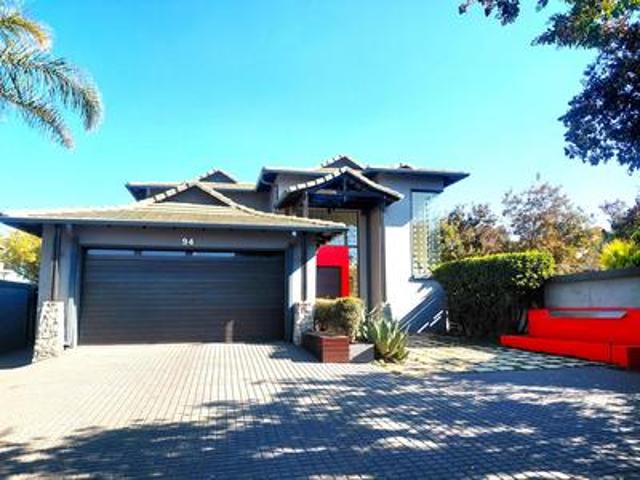 House for sale in Centurion