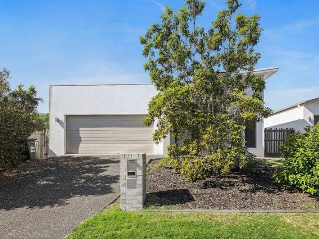 House for sale in Fernbrook, Queensland