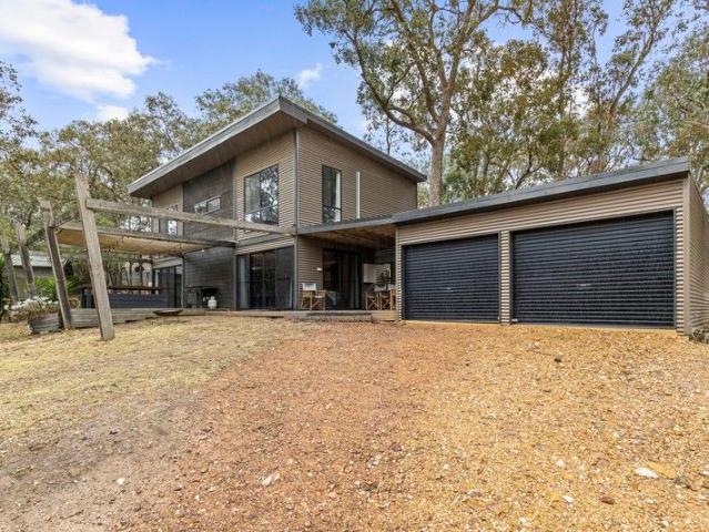 House for sale in Coongulla, Victoria