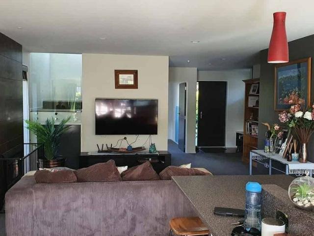 House for rent in Chaslands, Canterbury