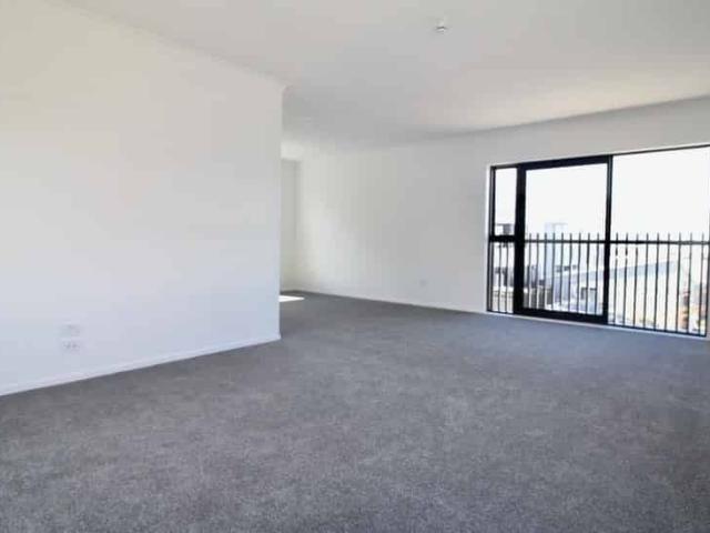 House for rent in Paremoremo