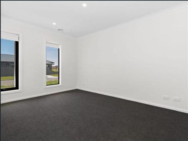 House for rent in Conroy's Green, Ballarat