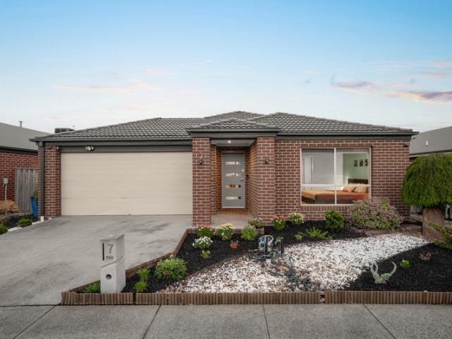 House for sale in Potters Grove Estate, Melbourne