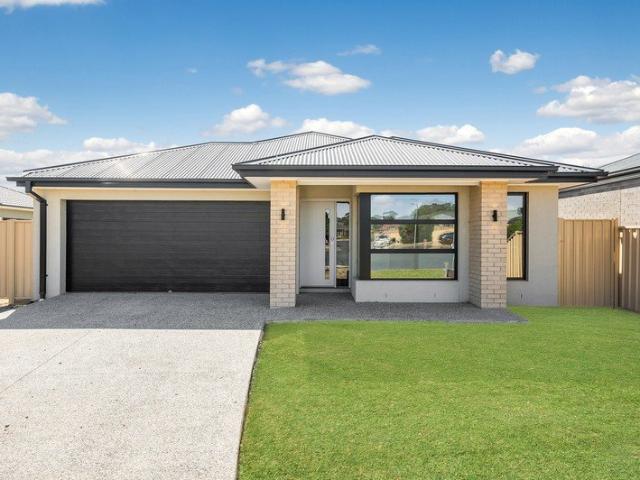 House for rent in Strathfieldsaye, Bendigo