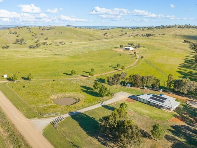 Cottage for sale in Canowindra, Cowra Shire Council