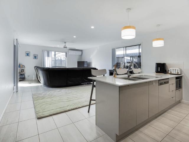 House for rent in Deebing Heights, Greater Brisbane