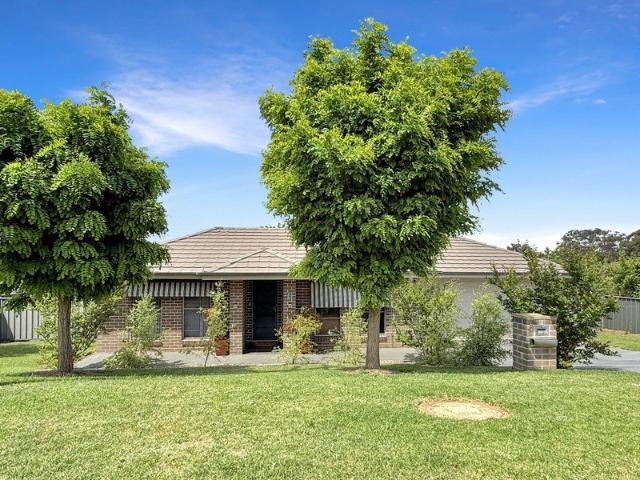 House for sale in Young, Hilltops Council