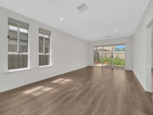 House for rent in Para Hills West, Adelaide