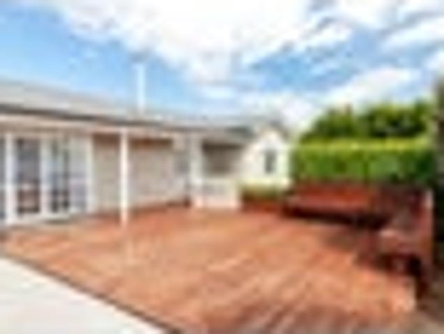 House for sale in Awhitu