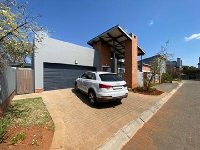 House for sale in Waterkloof, Gauteng