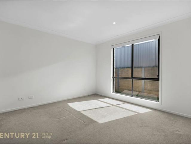 House for rent in Gregory Hills, Sydney