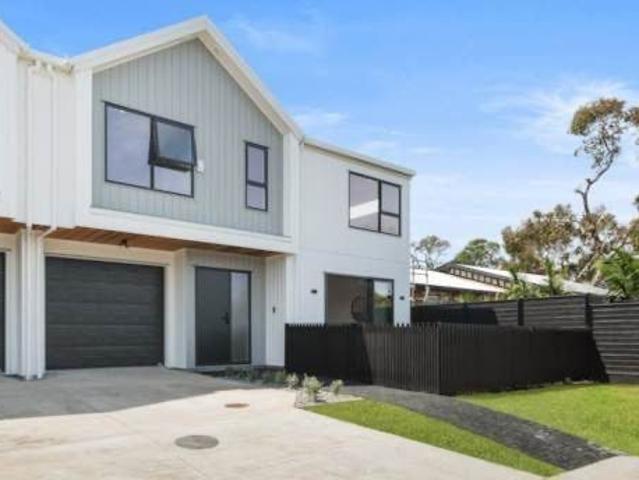 Townhouse for rent in Howick