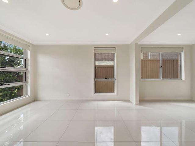 House for rent in Glenwood, Sydney