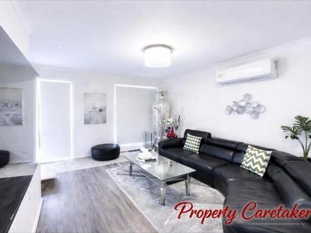 Townhouse for rent in Sydney, New South Wales