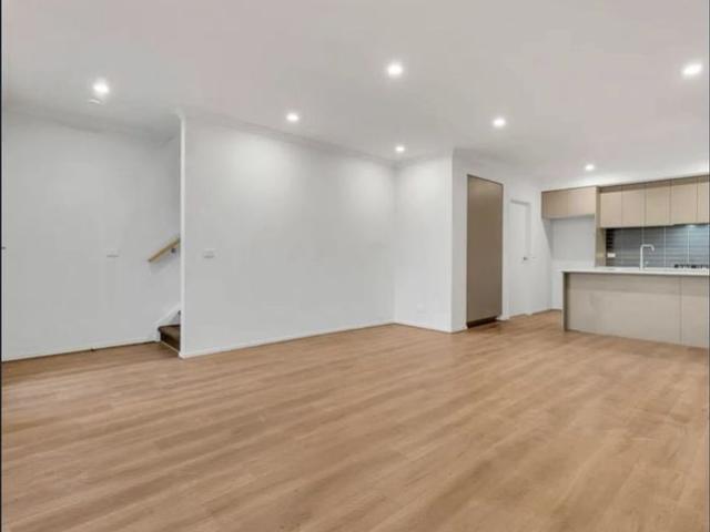 Townhouse for rent in Camerons Creek, Victoria