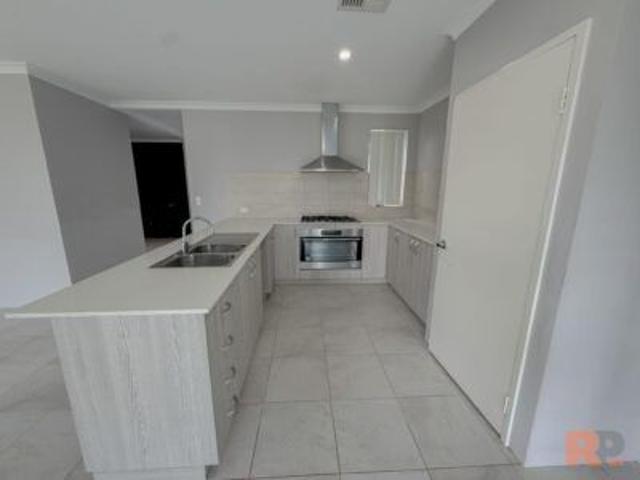 House for rent in Beckenham, Western Australia