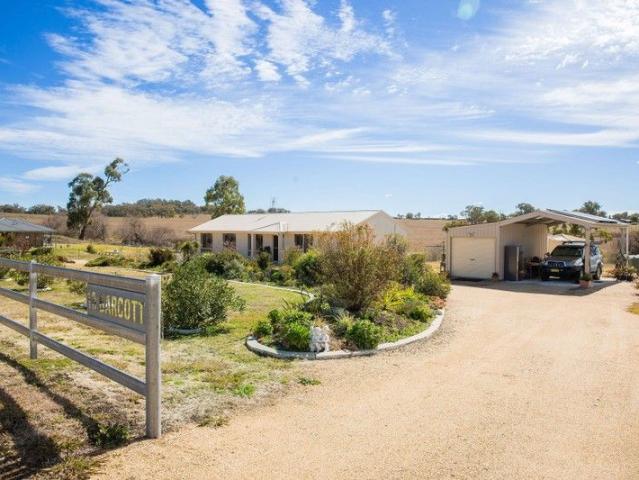 Cottage for sale in Inverell, New South Wales
