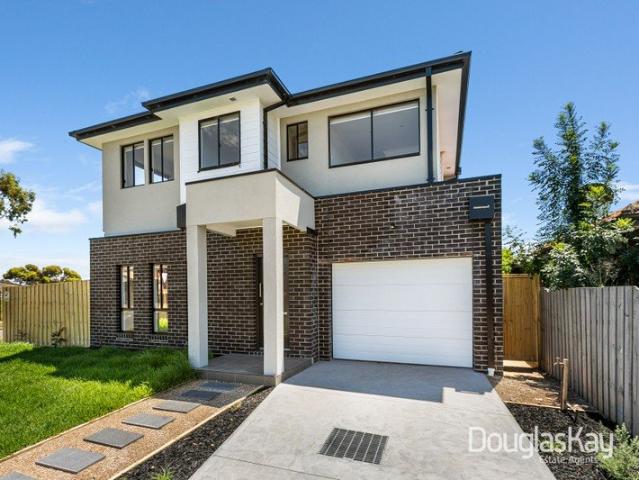 Townhouse for rent in Camerons Creek, Victoria