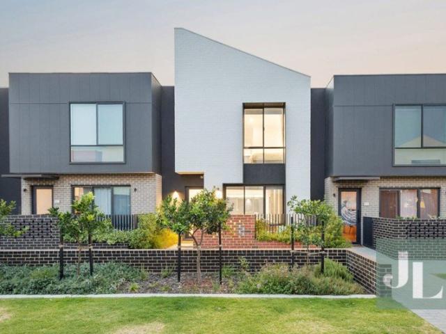 Townhouse for rent in Subiaco Po, Western Australia