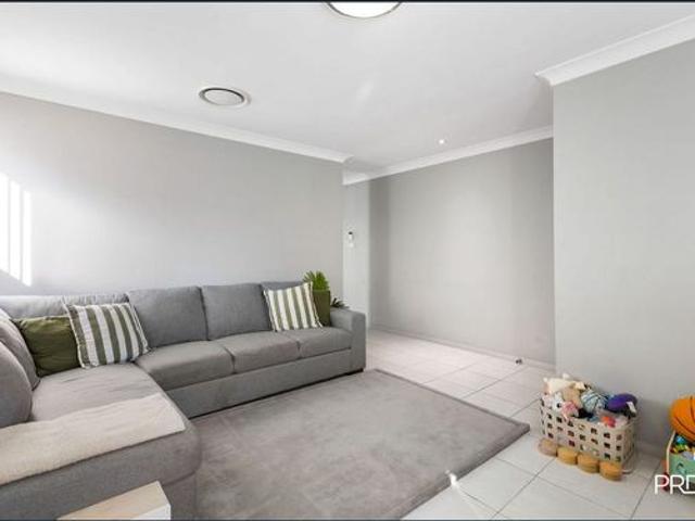 House for rent in Jordan Springs, Sydney