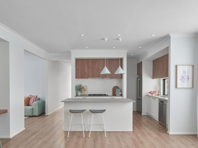 Cottage for sale in Churchill, Victoria