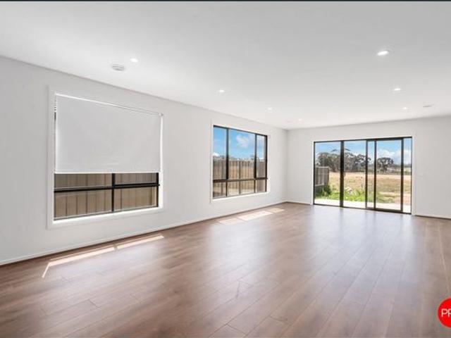 House for rent in Huntly, Victoria