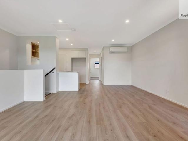 Townhouse for rent in Camerons Creek, Victoria