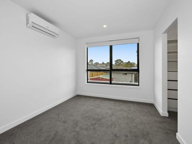 Townhouse for rent in Camerons Creek, Victoria