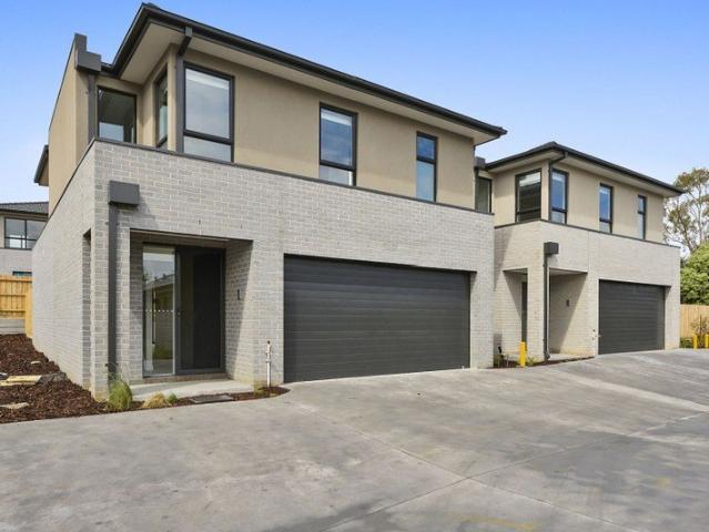 Townhouse for rent in Camerons Creek, Victoria