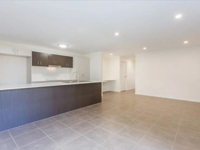 House for rent in Deebing Heights, Greater Brisbane