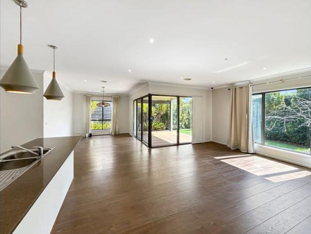 House for rent in Armstrong, Geelong