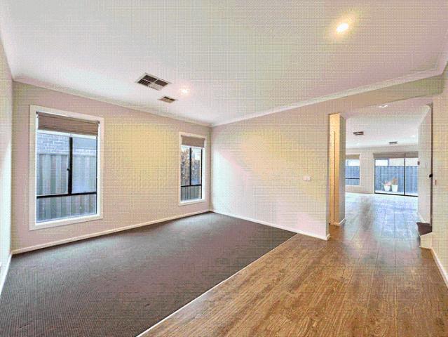 House for rent in Aspect, Melbourne