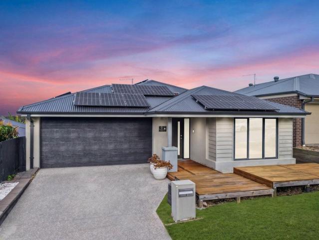 House for sale in Spring Mountain, Greater Brisbane