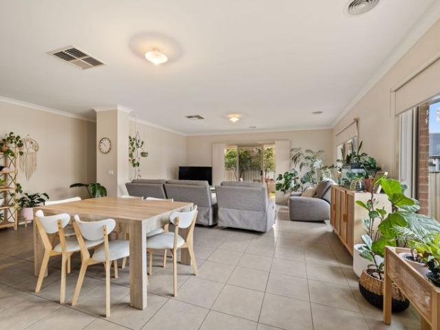 House for rent in Bright, Alpine Shire