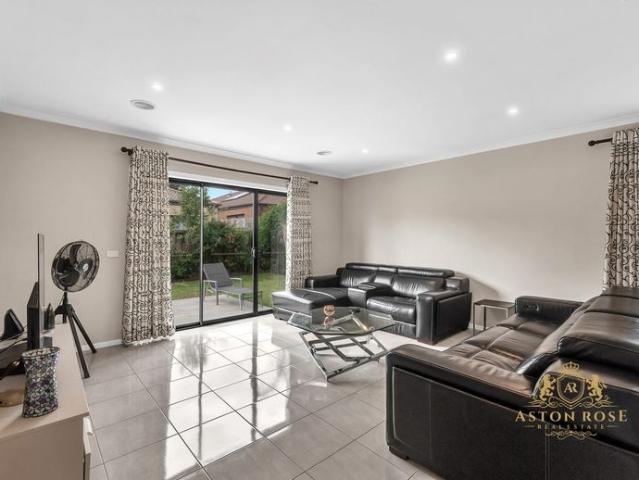 House for rent in Cranbourne North, Melbourne
