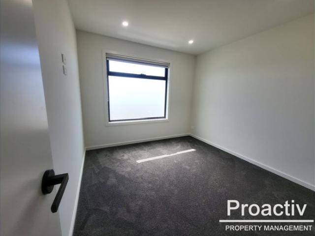 Townhouse for rent in Camerons Creek, Victoria