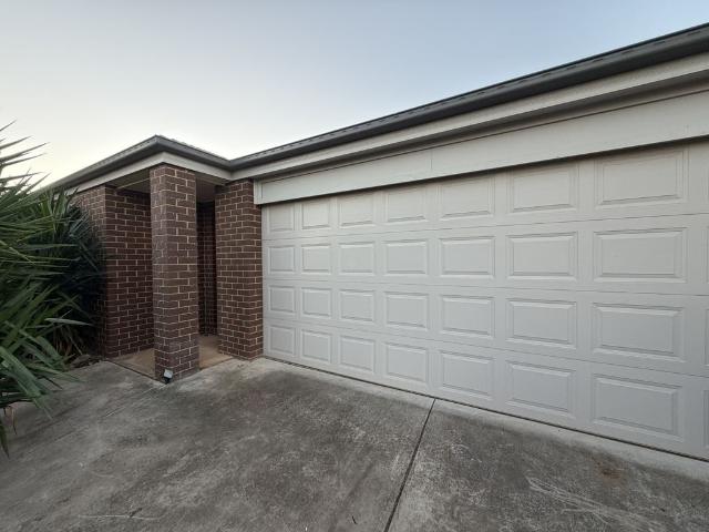 House for rent in Kialla, Victoria