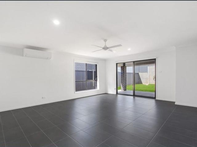 House for rent in Thrumster, New South Wales
