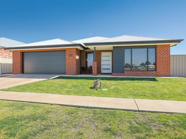 House for sale in Irymple, Rural City of Mildura