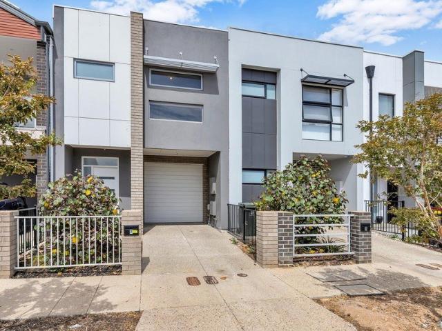 Townhouse for sale in Horseshoe Creek, South Australia
