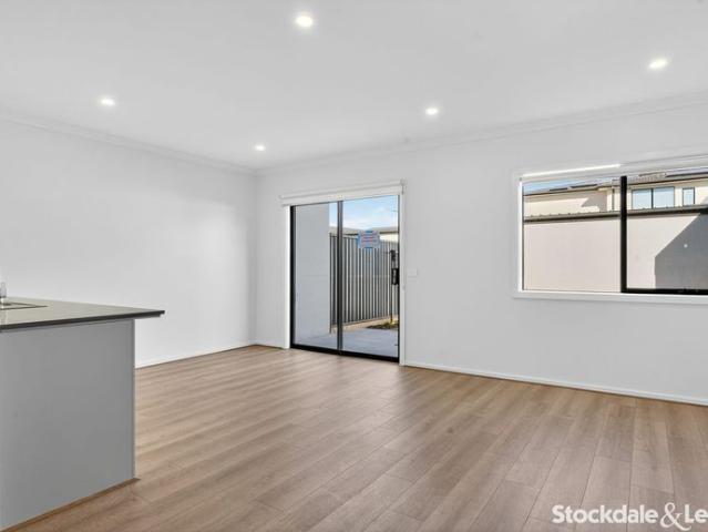 Townhouse for rent in Grandview, Melbourne