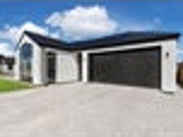 House for sale in Chaslands, Canterbury