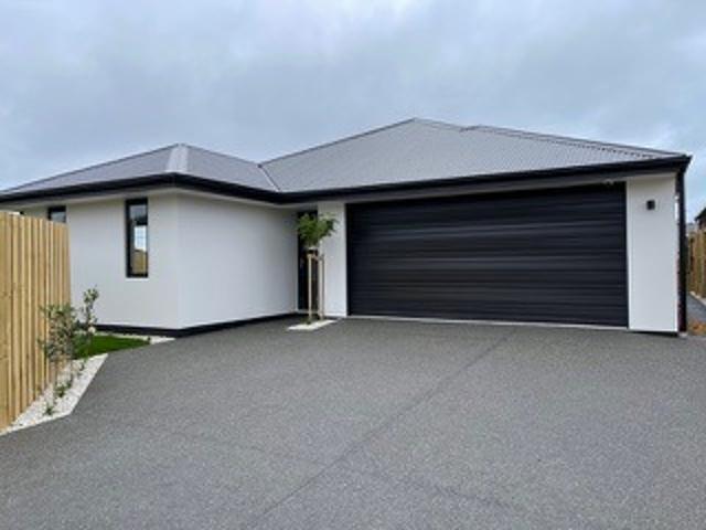 Room for rent in Chaslands, Canterbury