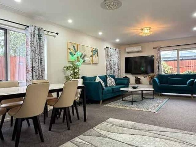 Townhouse for rent in Manurewa